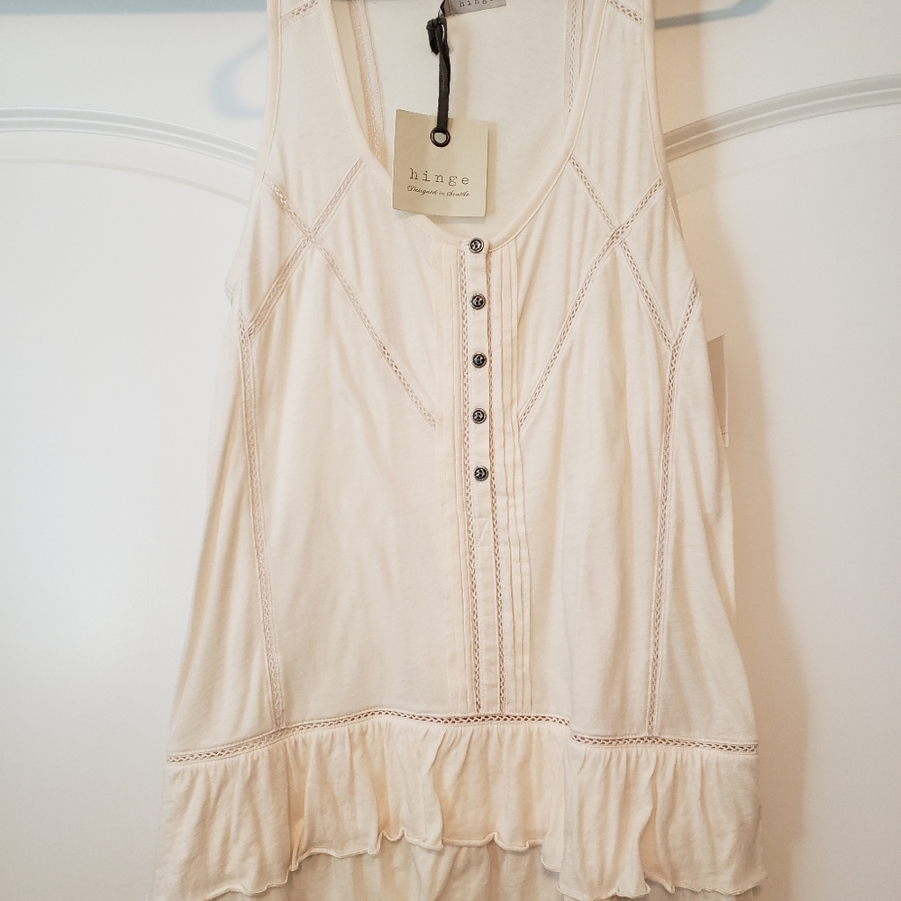 Hinge Tunic - Picture 3 of 5